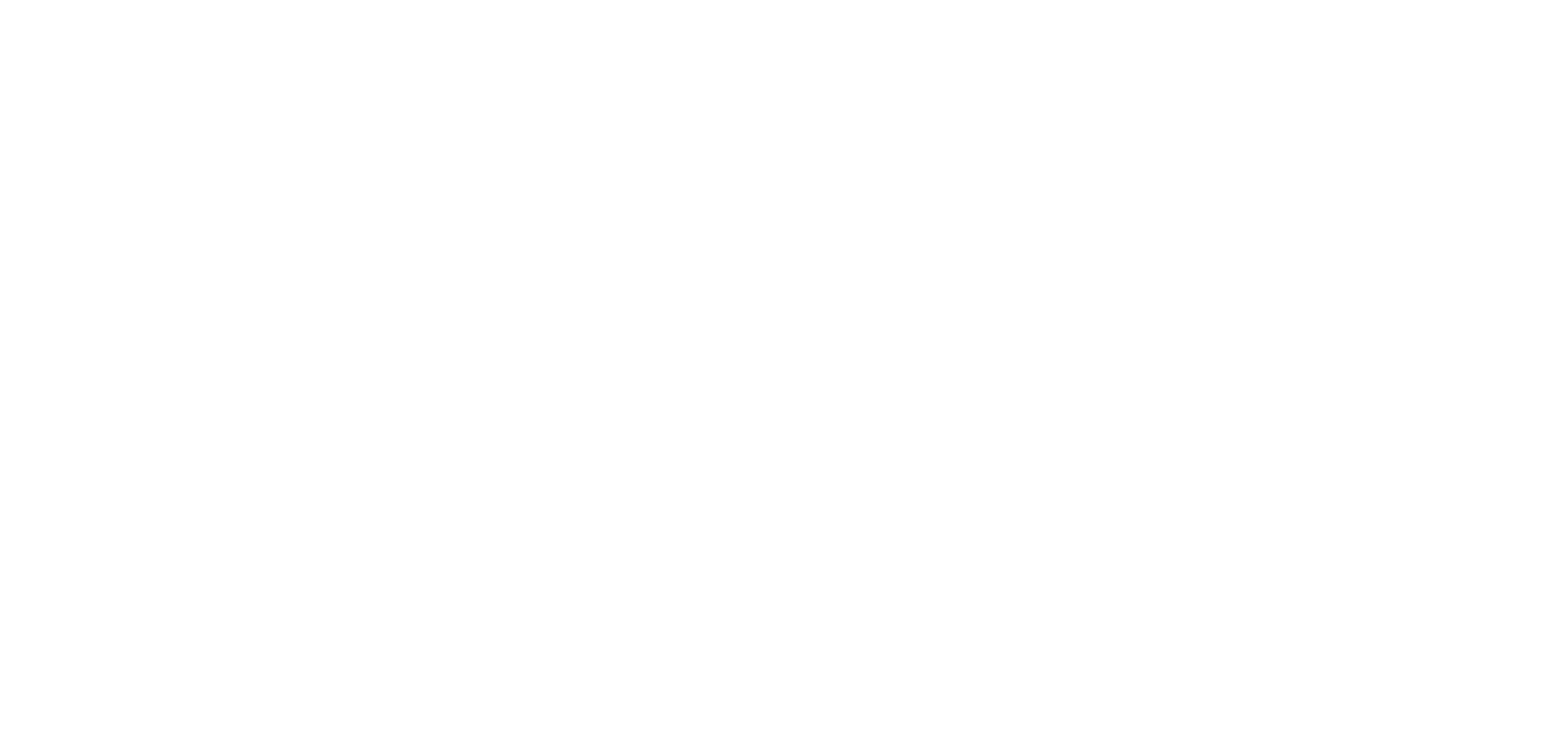 綾瀬はるか　ファーストサマーウイカ　松本穂香　峯村リエ 山田真歩 工藤阿須加 水川かたまり（空気階段） ／ 鈴鹿央士 迫田孝也 酒向 芳　木村多江 筒井道隆　監督：前田 哲 脚本：橋本裕志 音楽：富貴晴美　主題歌：「History」ちゃんみな（NO LABEL MUSIC / Sony Music Labels Inc）　プロデューサー：有重陽一／三輪祐見子／髙木萌実／谷戸 豊／坂野かおり ラインプロデューサー：坂上也寸志　撮影：柳島克己 照明：根本伸一 録音：加藤大和 美術：安藤真人 装飾：松田光畝 編集：高橋幸一 VFX：田中貴志 制作担当：原口翔太 助監督：副島宏司　衣装デザイン：小川久美子 ヘアメイク：百瀬広美 スクリプター：杉本友美 音響効果：小島 彩 キャスティング：山下葉子 ミュージックスーパーバイザー：千陽崇之／穐山仁美　製作：「ファーストボイス」製作委員会 製作幹事：日活／テレビ朝日 配給：松竹／ワーナー・ブラザース映画 制作プロダクション：日活／FAB 特別協力：群馬県／ぐんまフィルムコミッション　©2026「ファーストボイス」製作委員会